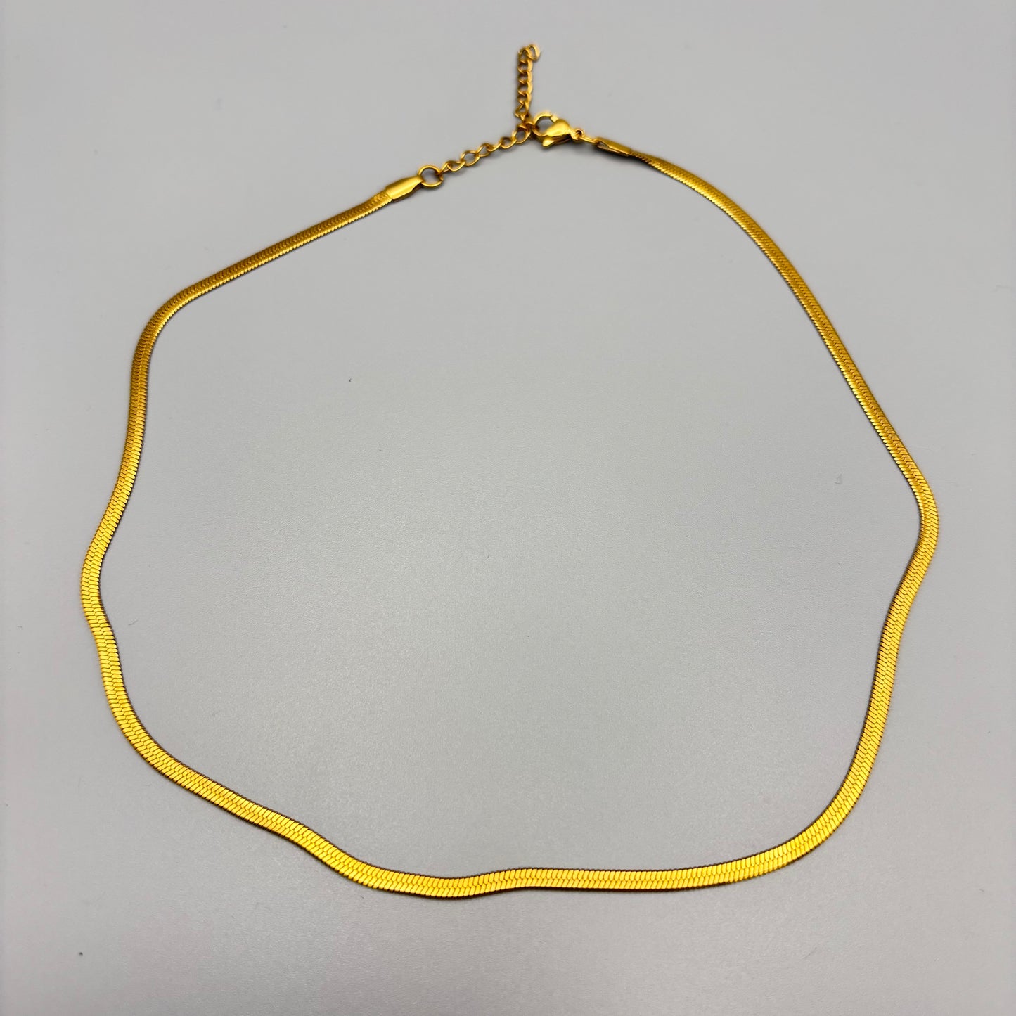 collar de cadena serpiente dorado