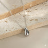collar Gota plateado