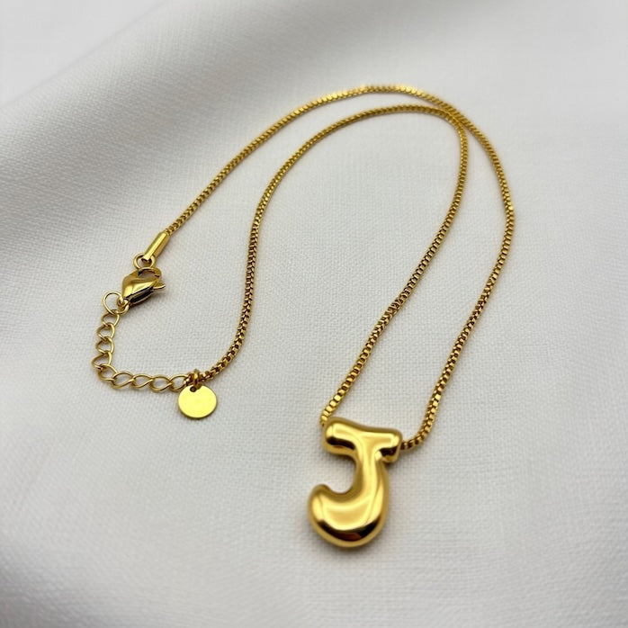 collar de letras