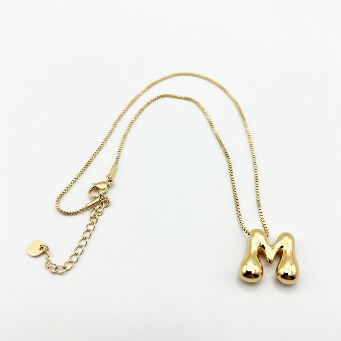 collar de letras