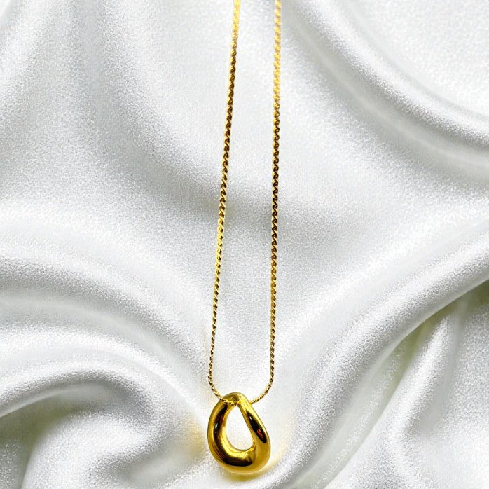 Collar Alba